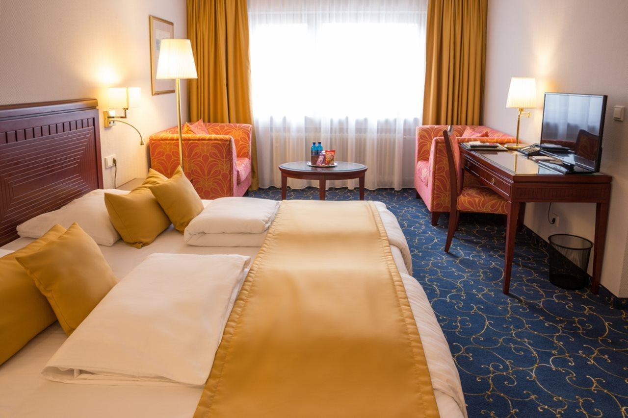 Hotel Brunnenhof Hanau Esterno foto