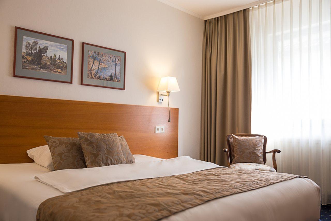 Hotel Brunnenhof Hanau Esterno foto