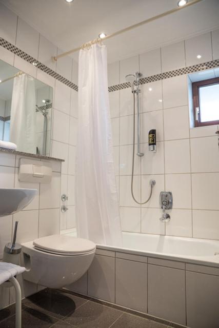 Hotel Brunnenhof Hanau Esterno foto
